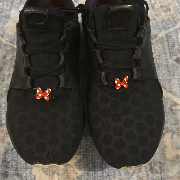 New Balace Minnie Mouse Running Shoe Sz 8.5 - Picture 4 of 9